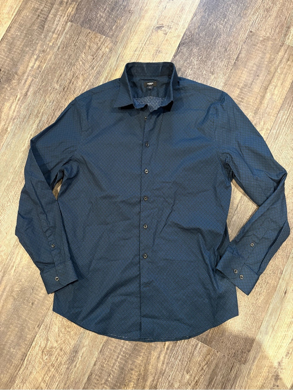 Express Men's Button-Up Shirt medium slim fit